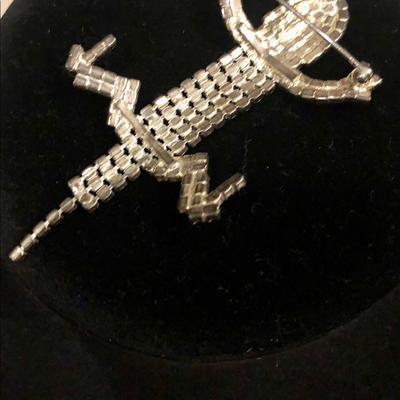 Brooch - Picture 5 of 5